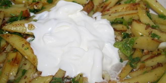 Рецепт картофель с грецким орехом, кинзой и чесноком