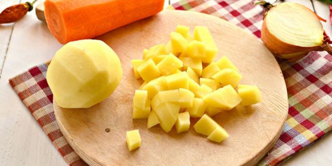 Рецепт картофель с куриной грудкой в горшочках