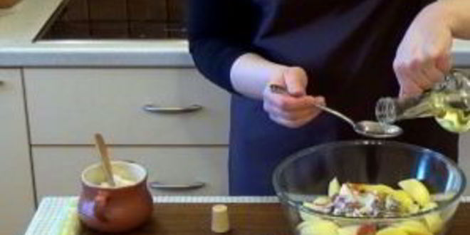 Рецепт картофель с травами и чесноком