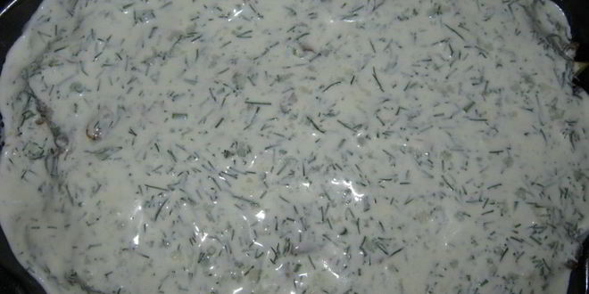 Рецепт картофель в сметанно-чесночной заливке