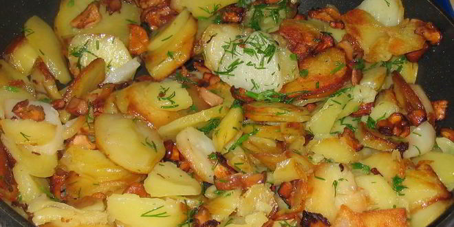 Рецепт картофель, жаренный с лисичками