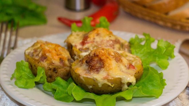 Рецепт Картофельные лодочки в духовке с начинкой фаршем