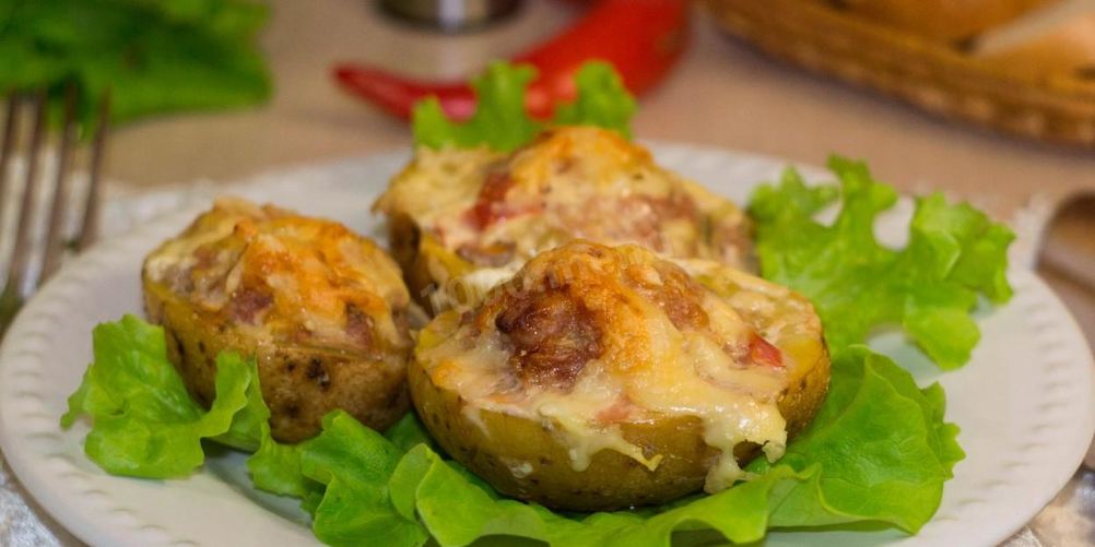 Как приготовить картофельные лодочки в духовке с начинкой фаршем
