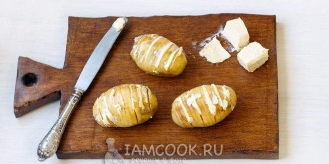 Рецепт картошка-гармошка с сыром в духовке