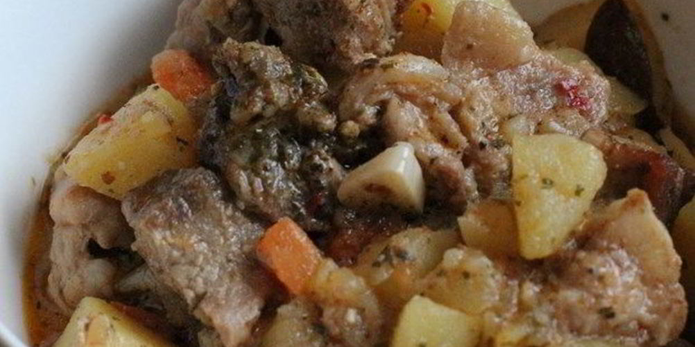 Как приготовить картошка в чугунке в духовке