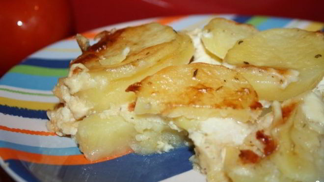 Рецепт Картошка в духовке со сливками и сыром