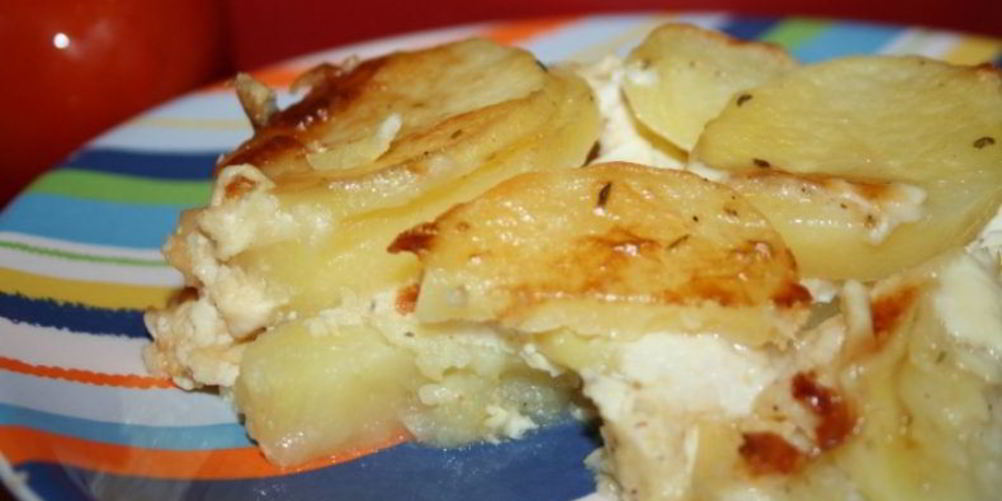 Как приготовить картошка в духовке со сливками и сыром