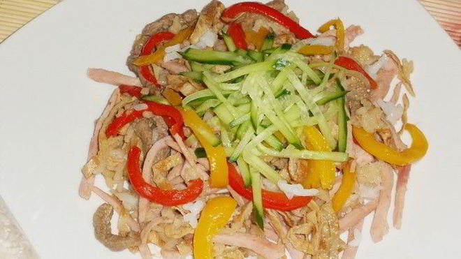 Рецепт Нику тяхан — жареный рис с говядиной