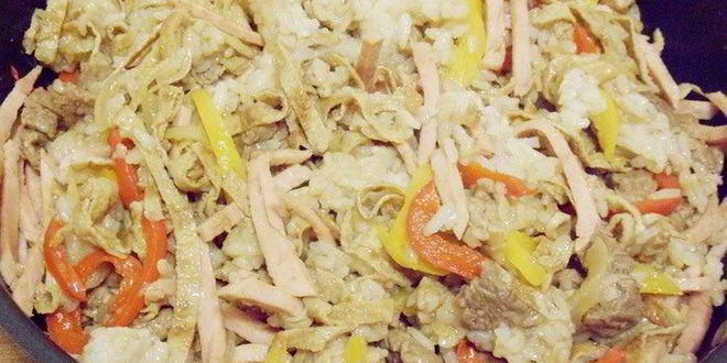 Рецепт нику тяхан — жареный рис с говядиной