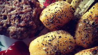 Рецепт Отварной картофель с мясными ежиками