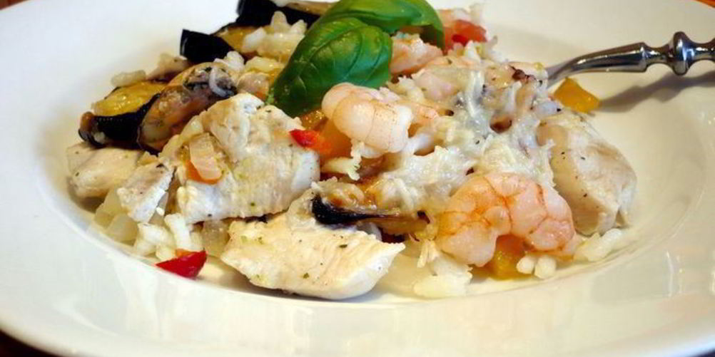 Как приготовить рис с баклажанами и морепродуктами bella испания