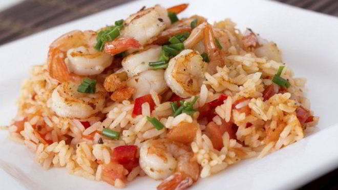 Рецепт Рис с креветками, зеленым горошком и перцем