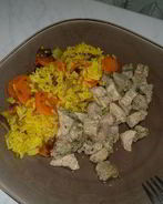 Рис с морковью в восточном стиле и свиная лопатка с кавказскими травами