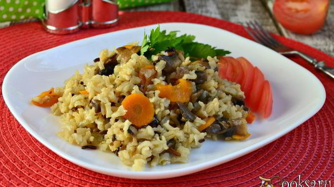 Рецепт Тайский нешлифованный рис с грибами в мультиварке