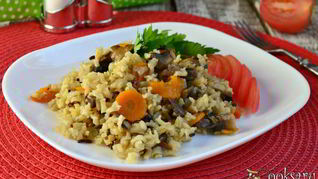 Рецепт Тайский нешлифованный рис с грибами в мультиварке