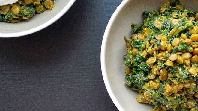 Рецепт Тушеная со шпинатом чечевица