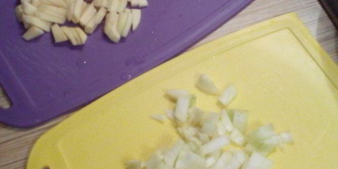 Рецепт жареная картошка с яблоками