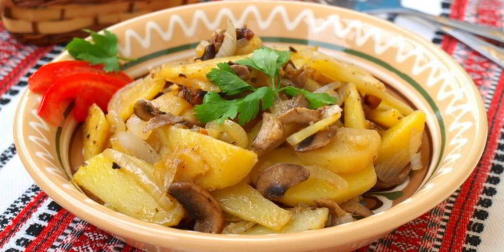 Как приготовить жареный картофель с шампиньонами