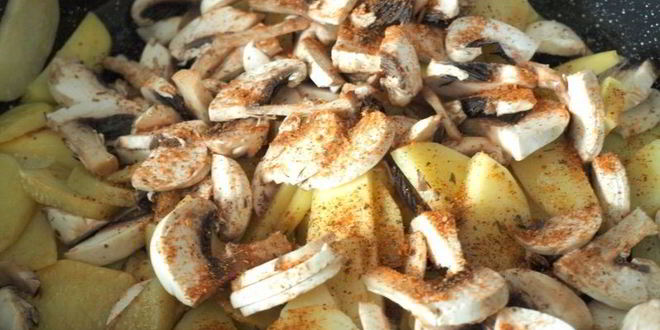 Рецепт жареный картофель с шампиньонами