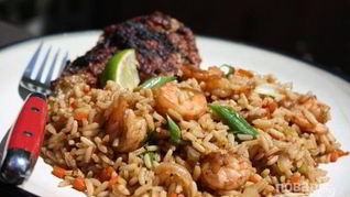 Рецепт Жареный рис с креветками и овощами