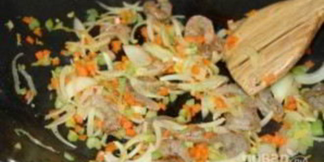 Рецепт жареный рис с креветками и овощами