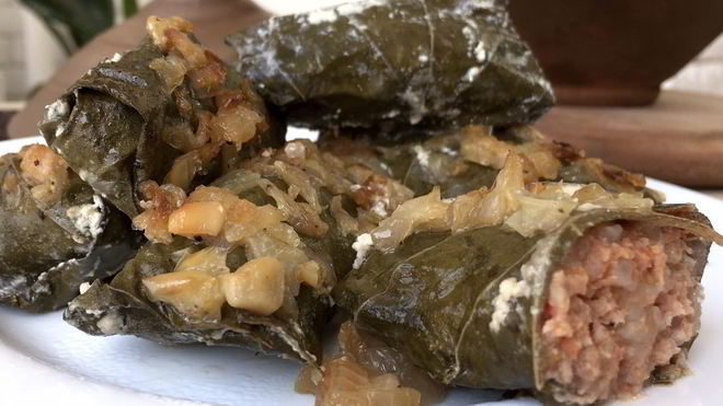 Рецепт Голубцы в виноградных листьях