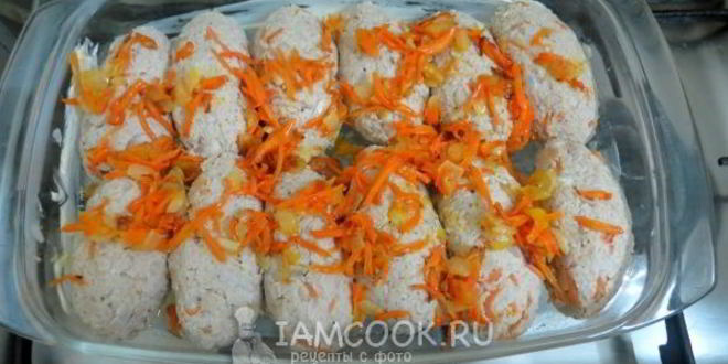 Рецепт ленивые голубцы в сметанном соусе в духовке