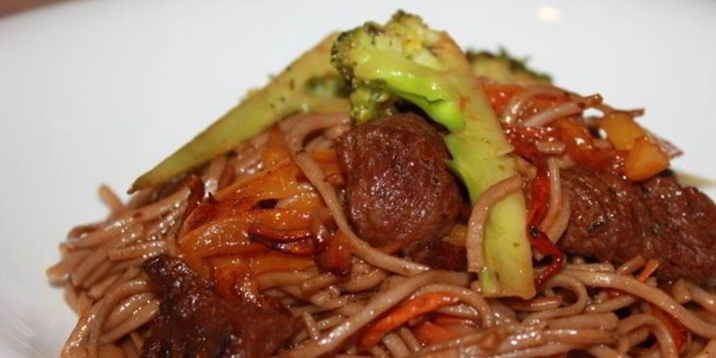 Как приготовить гречневая лапша с говядиной