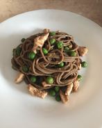 Гречневая лапша с курицей