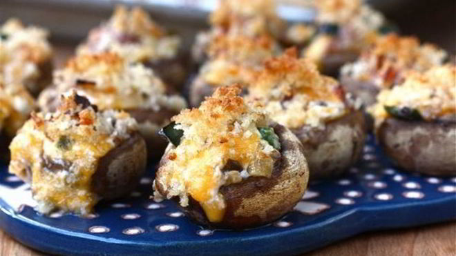 Рецепт Фаршированные шампиньоны с пепперони