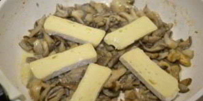 Рецепт грибы с сыром на сковороде