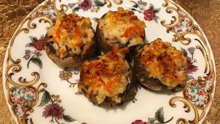 Рецепт Шампиньоны фаршированные крабовым салатом