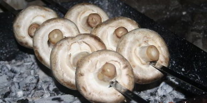 Рецепт шампиньоны с чесночным ароматом на мангале