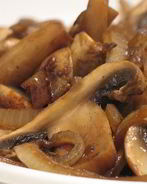 Шампиньоны с луком