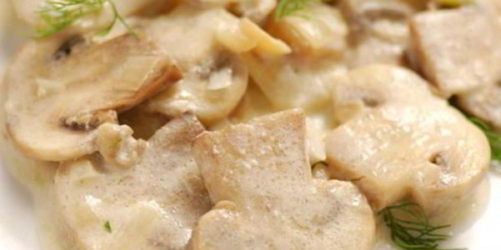Как приготовить шампиньоны в сливочнома соусе