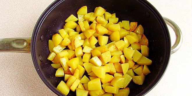 Рецепт сыроежек тушенных с овощами в сметаннома соусе