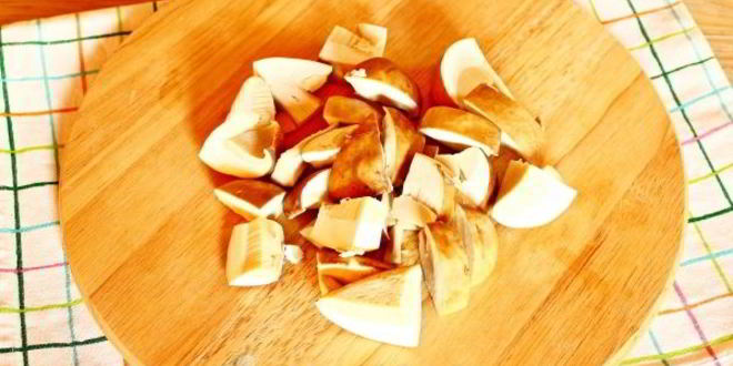 Рецепт жареные белые грибы с луком