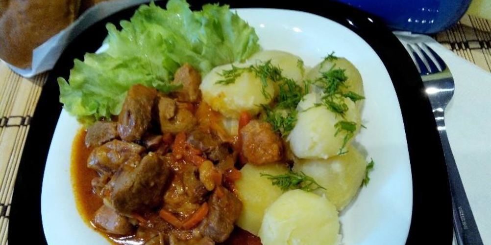 Как приготовить гуляш из говядины в мультиварке