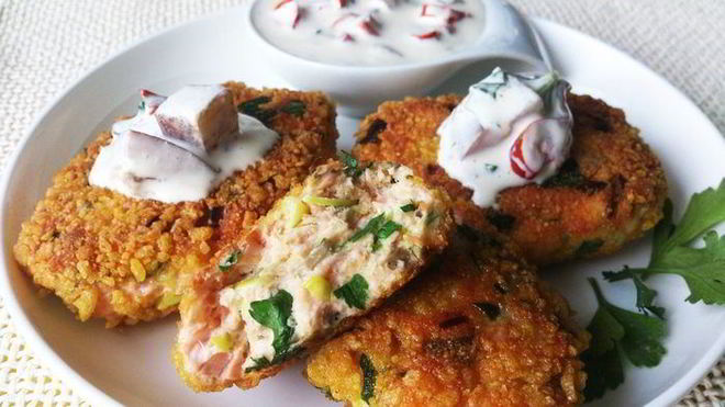 Рецепт Котлетки из лосося с томатным соусом