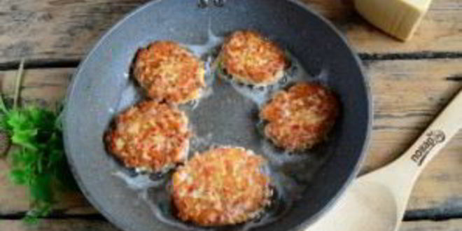 Рецепт котлет иза крабовых палочка с сырома