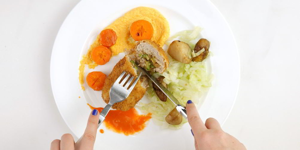 Как приготовить котлеты из кролика с кабачками