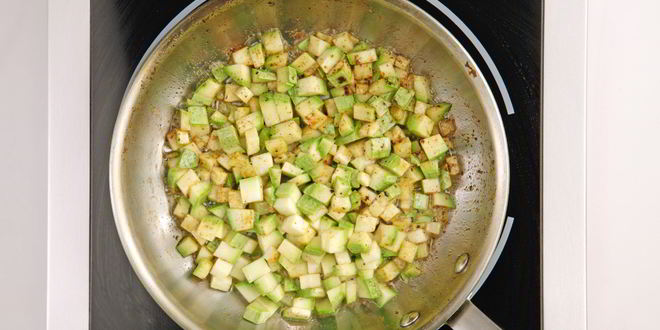 Рецепт котлеты из кролика с кабачками