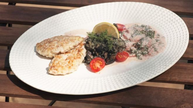 Рецепт Котлеты из сига с печеным картофелем