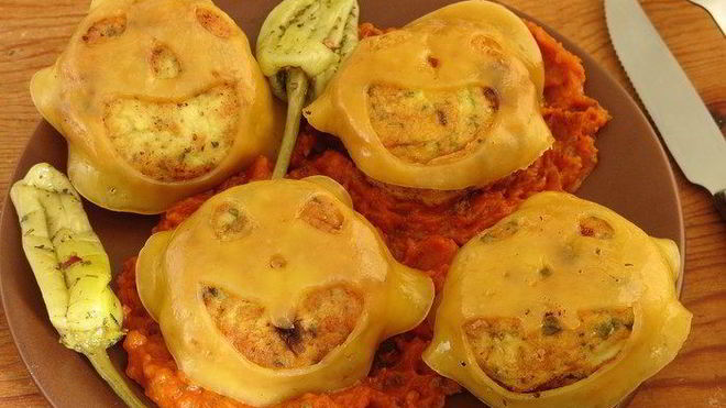 Рецепт Котлеты-привидения с пряным тыквенным соусом