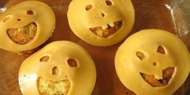 Рецепт котлеты-привидения с пряным тыквенным соусом