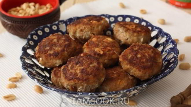 Рецепт Котлеты с арахисом