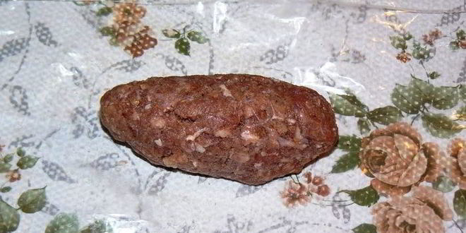 Рецепт котлет с начинкого иза шпинаты пода томатныма соусома