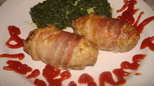 Рецепт Котлеты с розмарином в беконе