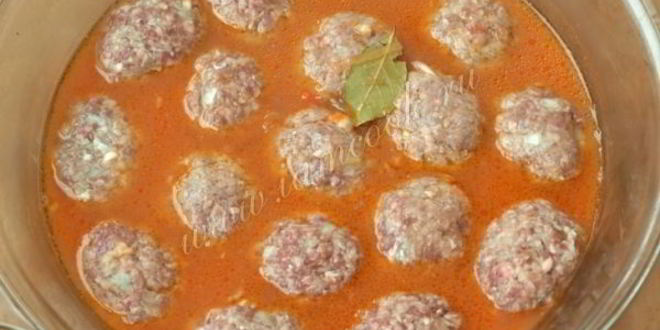 Рецепт котлеты в духовке с подливкой