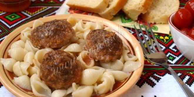 Рецепт котлеты в духовке с подливкой